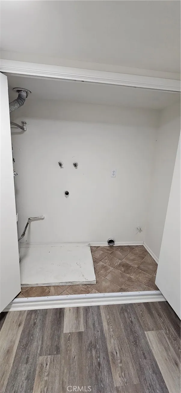 10030 Owensmouth #24 Chatsworth, CA 91311
