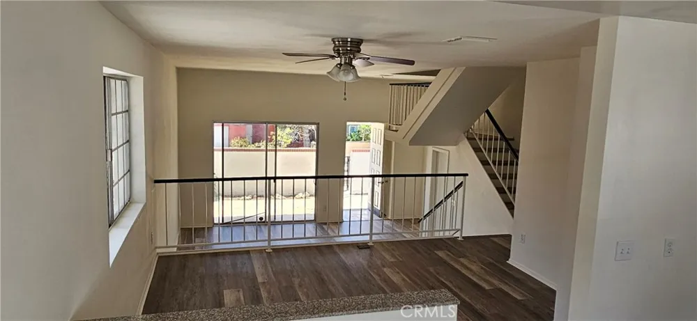 10030 Owensmouth #24 Chatsworth, CA 91311