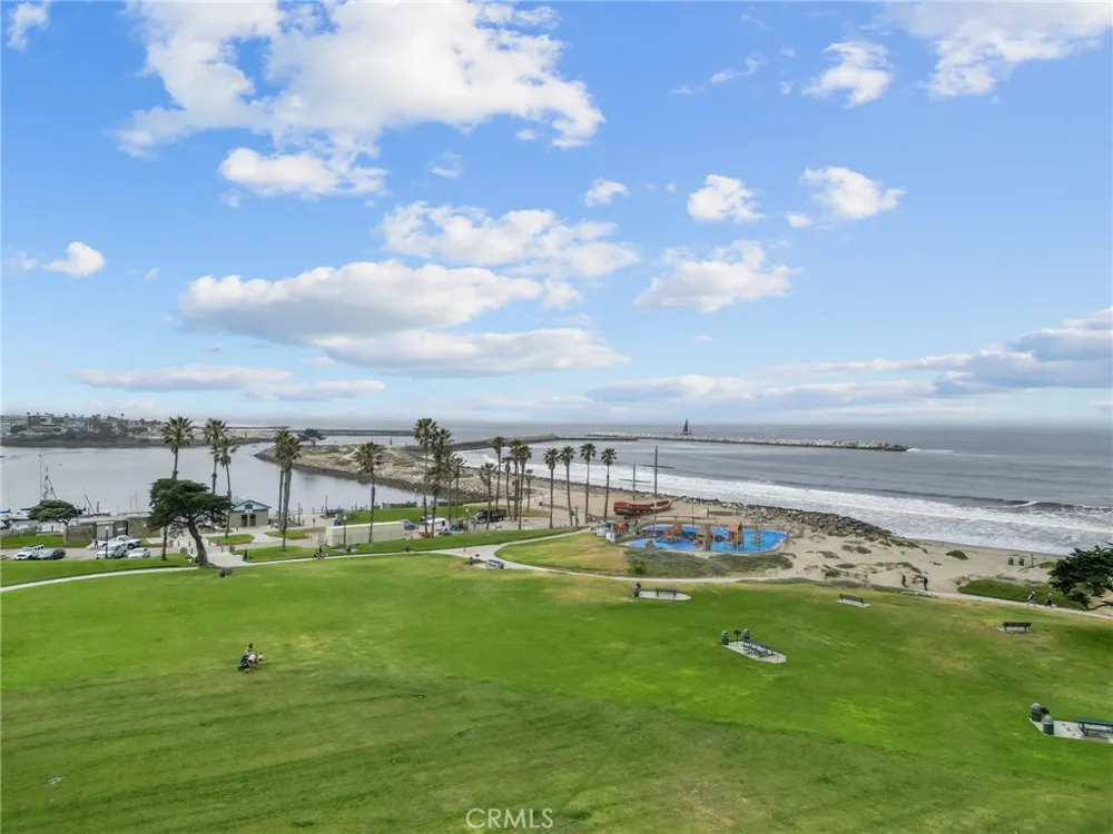 1277 Devon Ventura, CA 93001