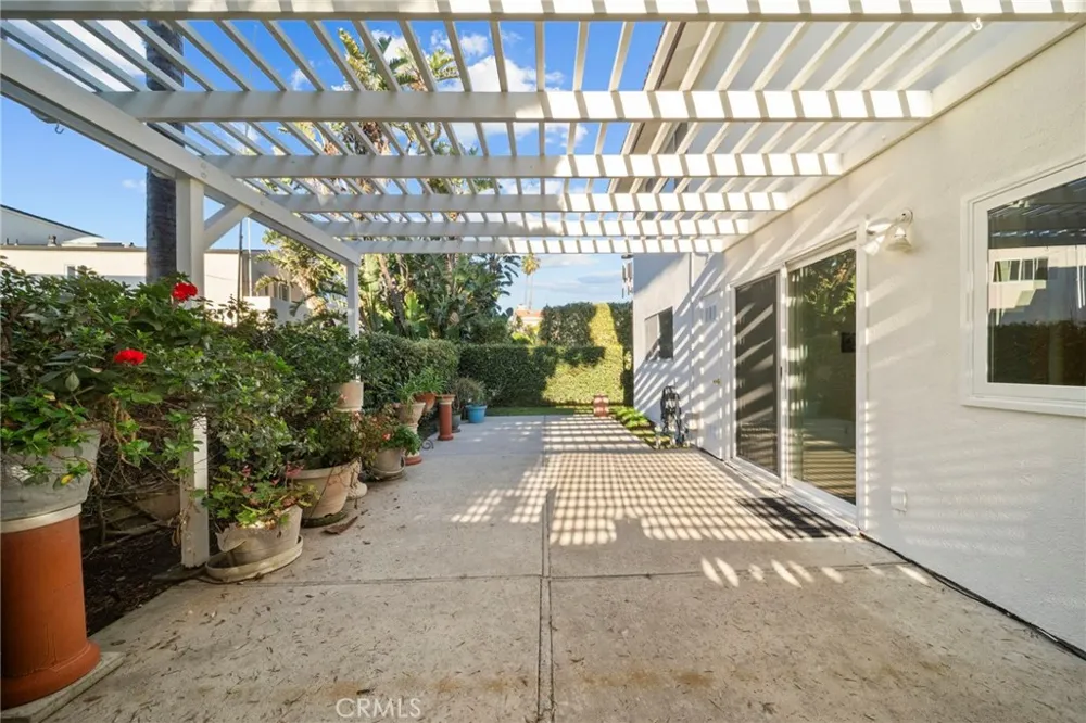 1277 Devon Ventura, CA 93001