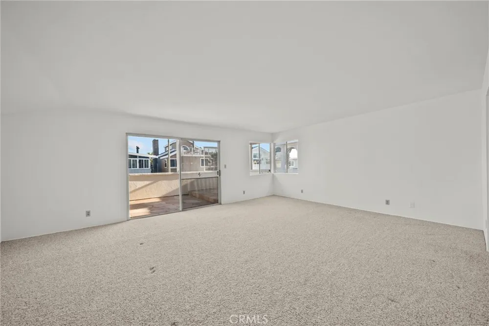 1277 Devon Ventura, CA 93001