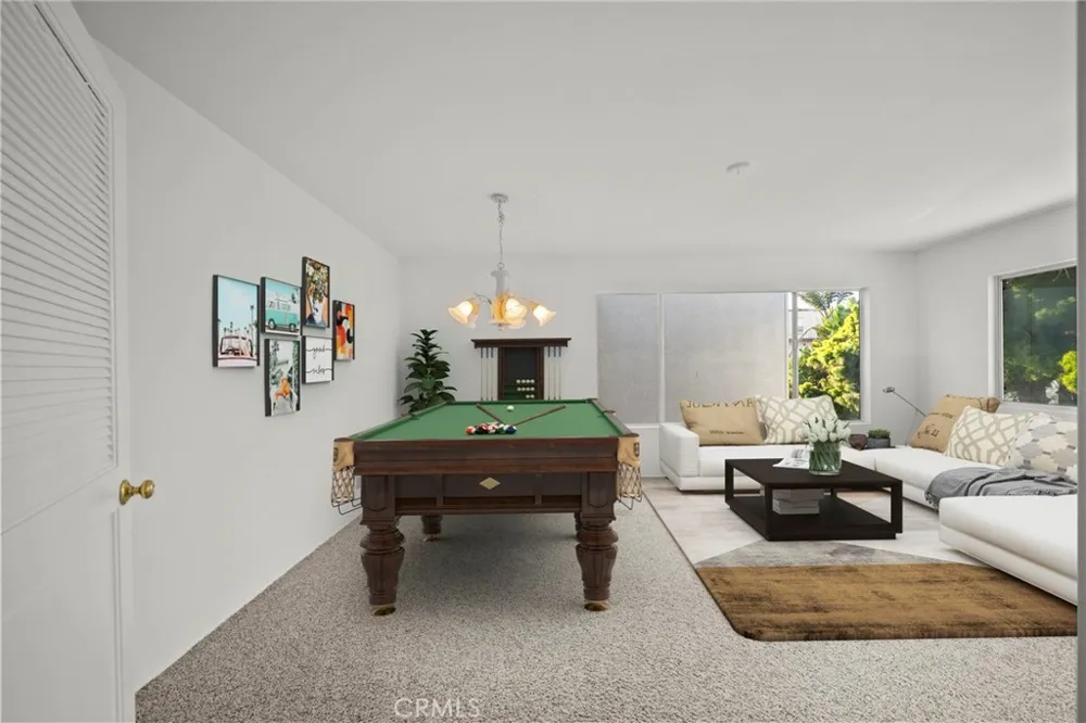 1277 Devon Ventura, CA 93001