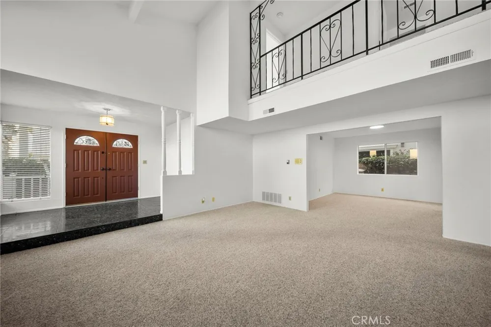 1277 Devon Ventura, CA 93001