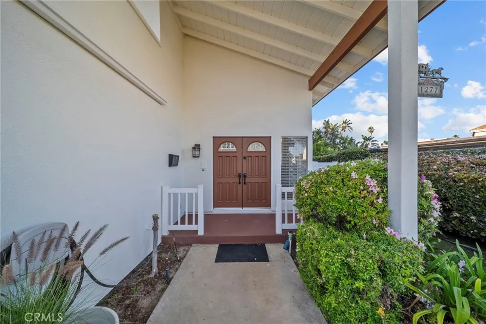1277 Devon Ventura, CA 93001