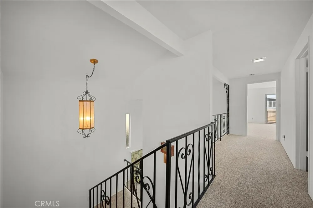 1277 Devon Ventura, CA 93001