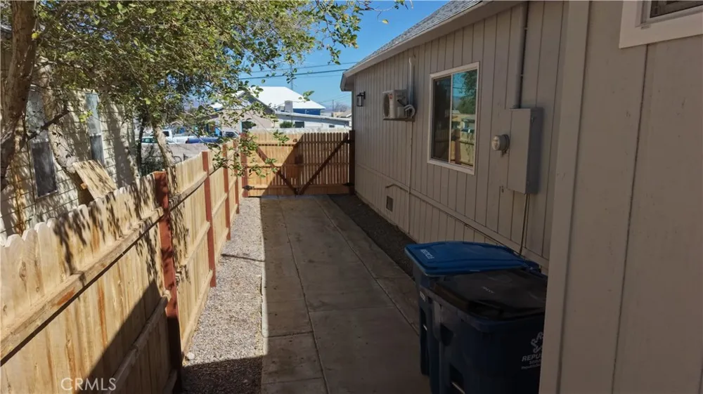 404 D STREET Needles, CA 92363