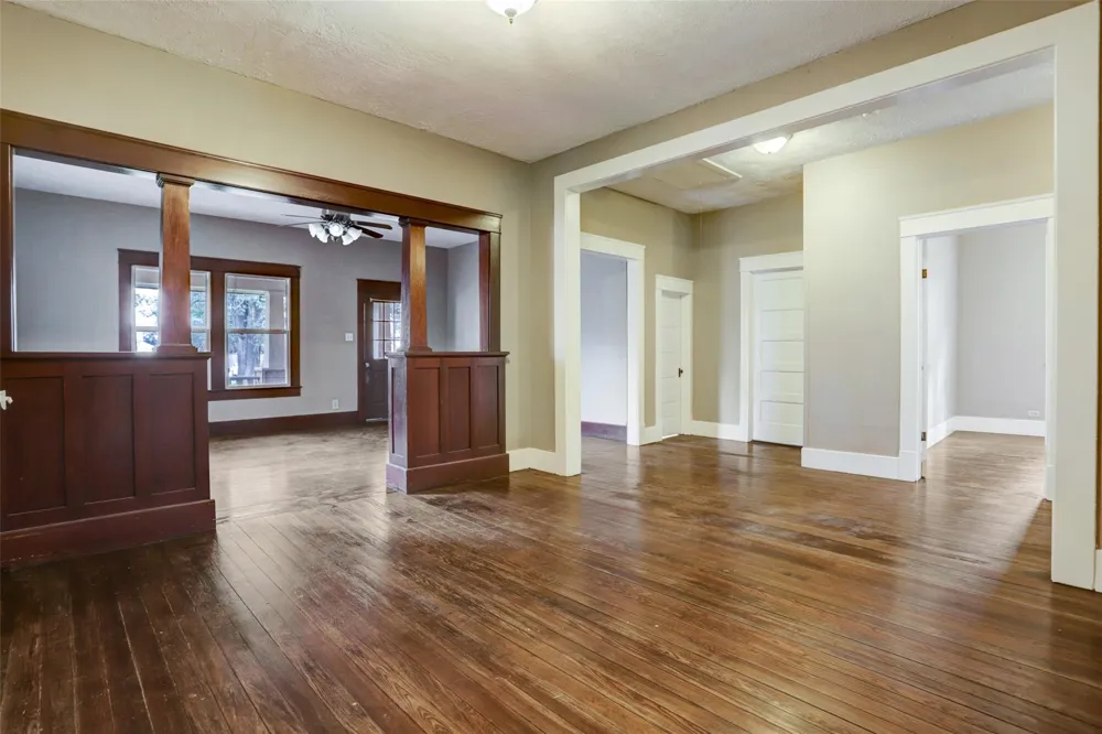 1207 Meyer Street Sealy, TX 77474
