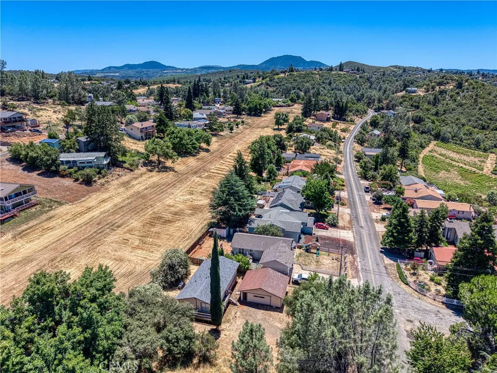 4718 Hawaina Way Kelseyville, CA 95451