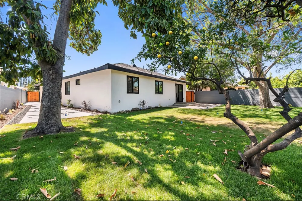 3246 Muscatel Rosemead, CA 91770