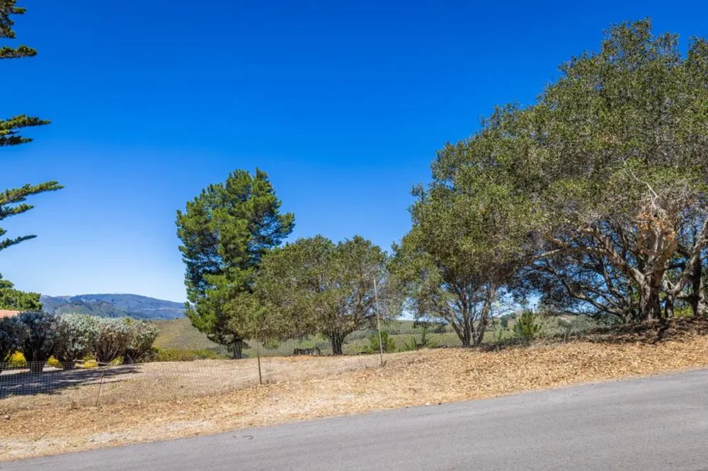 25330 Tierra Grande Drive Carmel, CA 93923