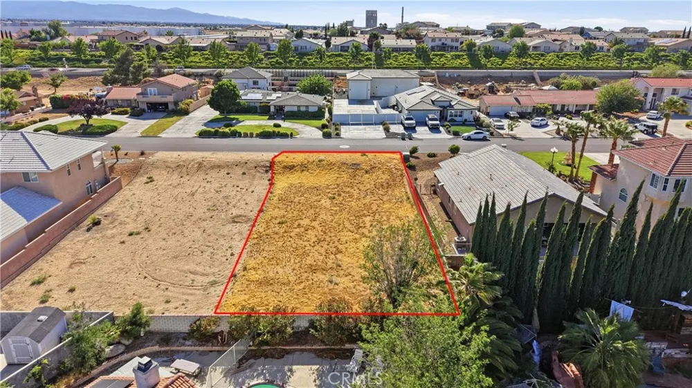 13145 Autumn Leaves Victorville, CA 92395