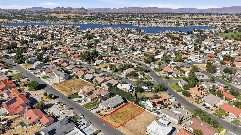 13145 Autumn Leaves Victorville, CA 92395