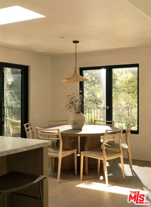 1590 San Roque Road Santa Barbara, CA 93105