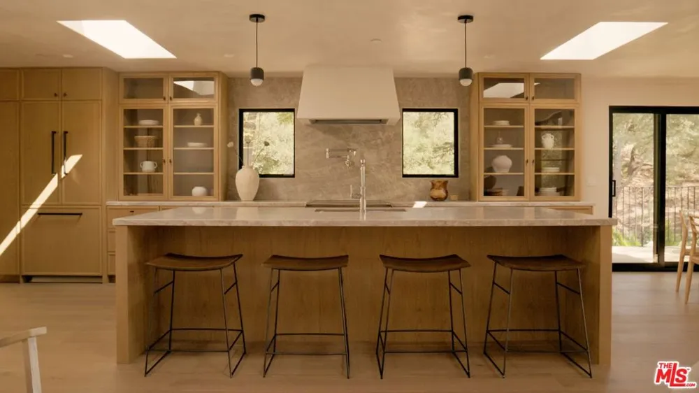 1590 San Roque Road Santa Barbara, CA 93105