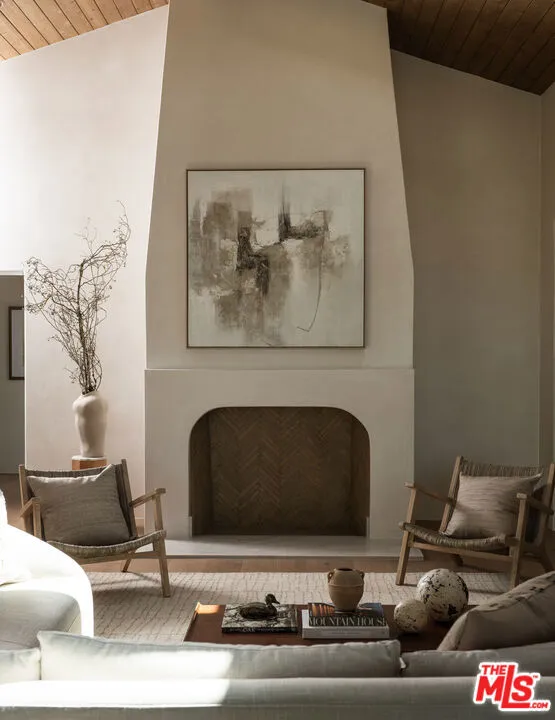 1590 San Roque Road Santa Barbara, CA 93105