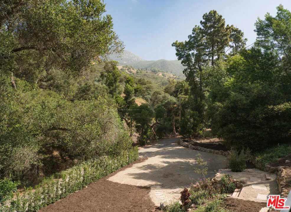 1590 San Roque Road Santa Barbara, CA 93105