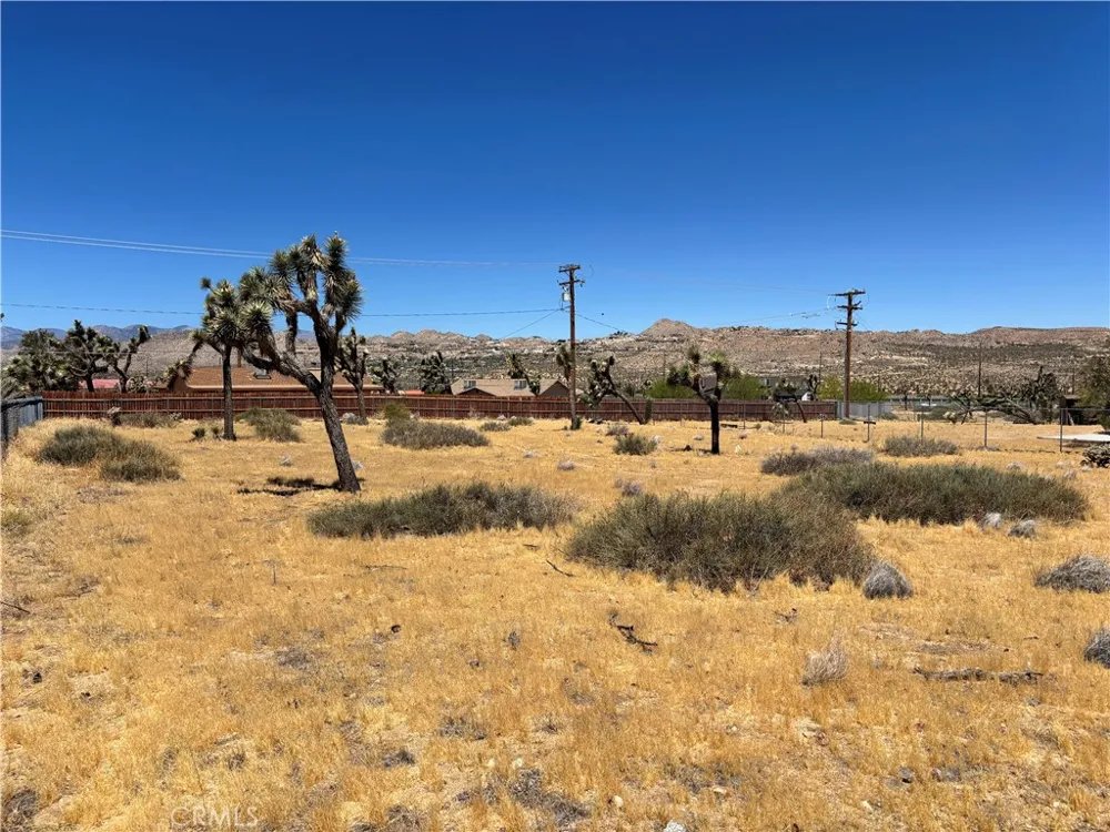 4321 Avalon Avenue Yucca Valley, CA 92284