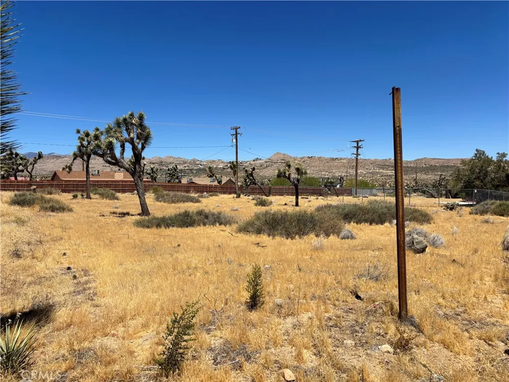 4321 Avalon Avenue Yucca Valley, CA 92284