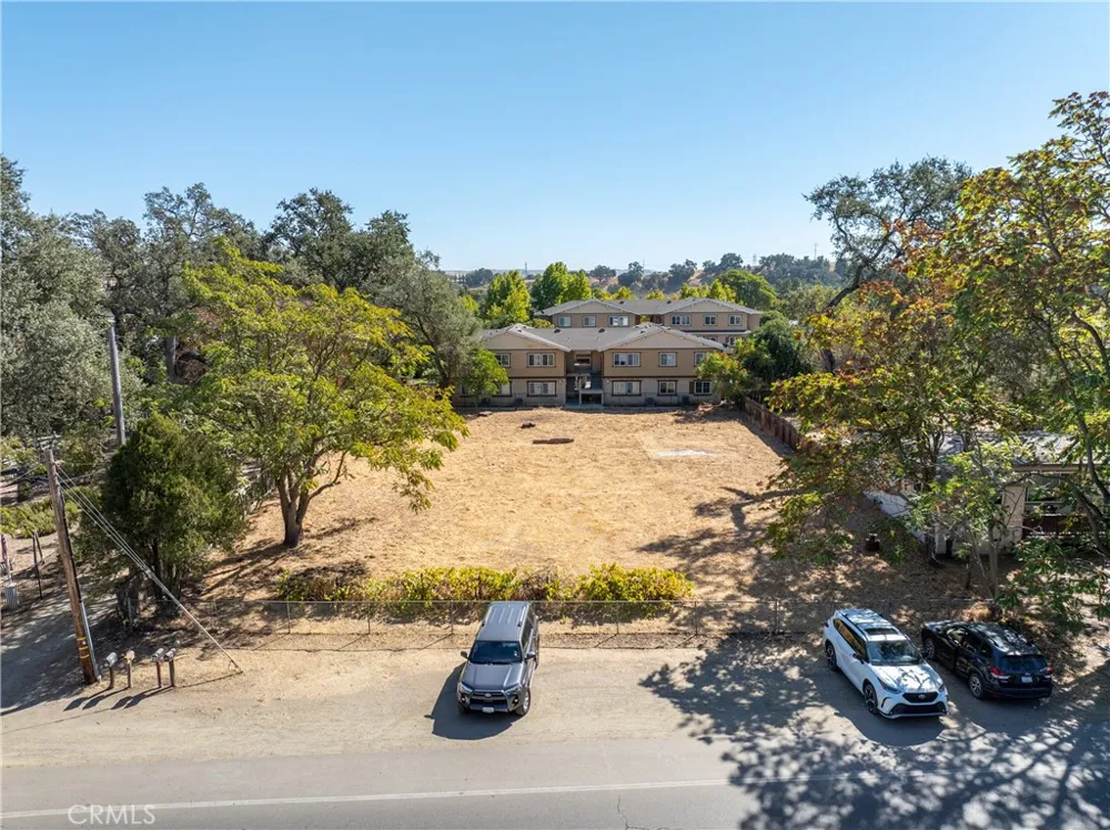 93 S Main Street Templeton, CA 93465