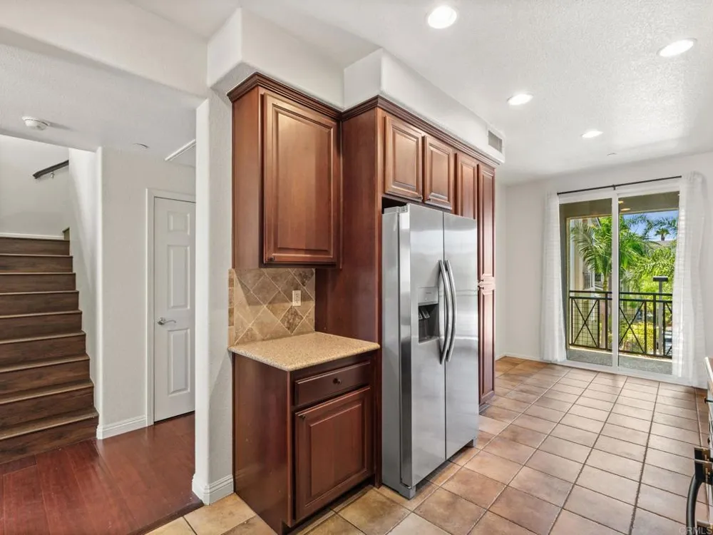 8877 Tribeca Circle San Diego, CA 92123