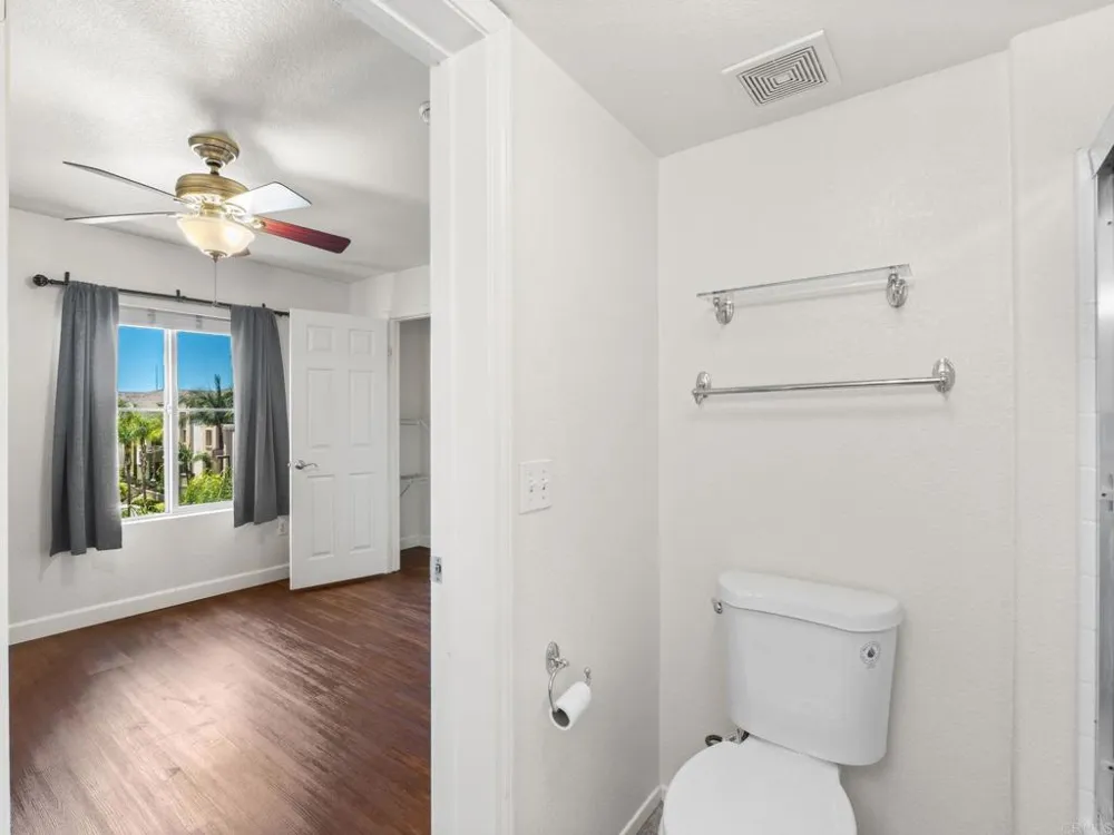 8877 Tribeca Circle San Diego, CA 92123