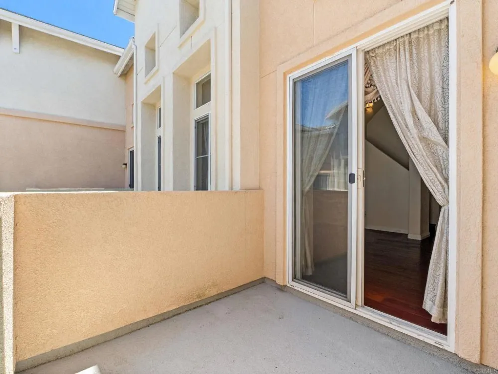 8877 Tribeca Circle San Diego, CA 92123
