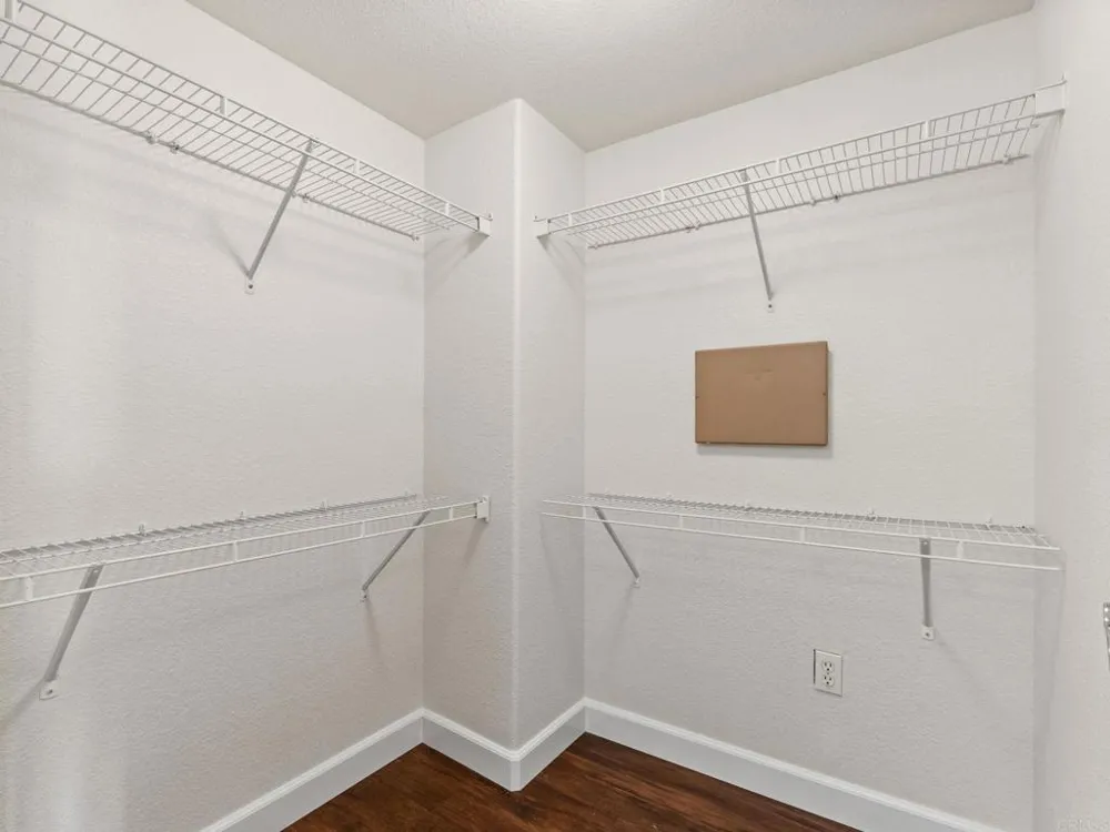 8877 Tribeca Circle San Diego, CA 92123