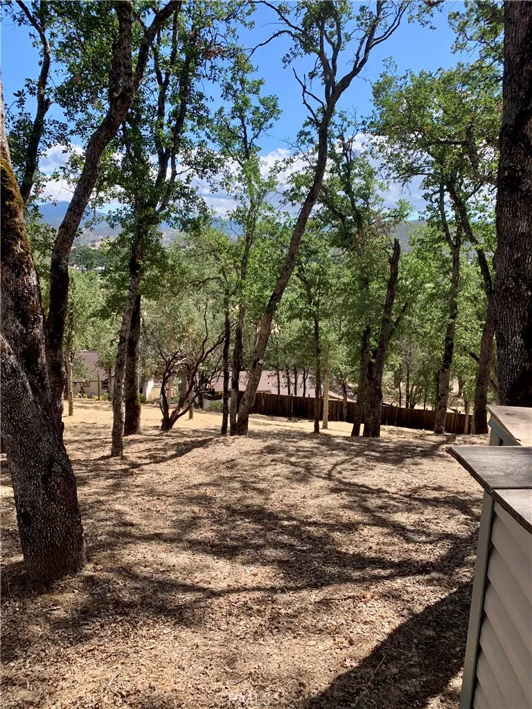 18076 Vista Point Ct Hidden Valley Lake, CA 95467