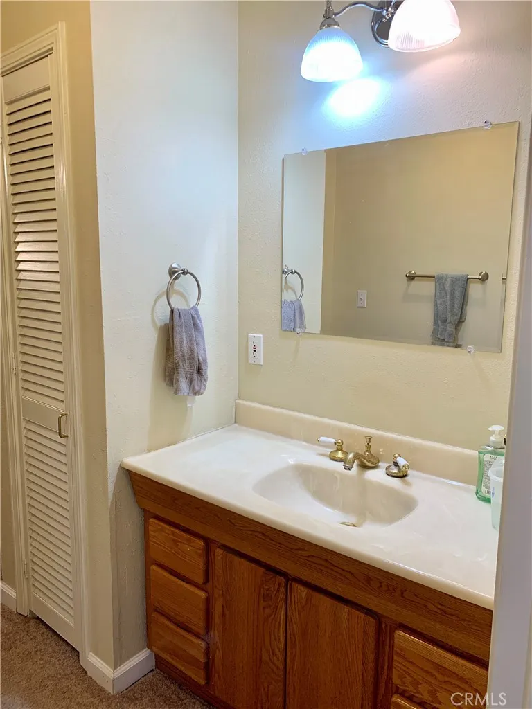 18076 Vista Point Ct Hidden Valley Lake, CA 95467