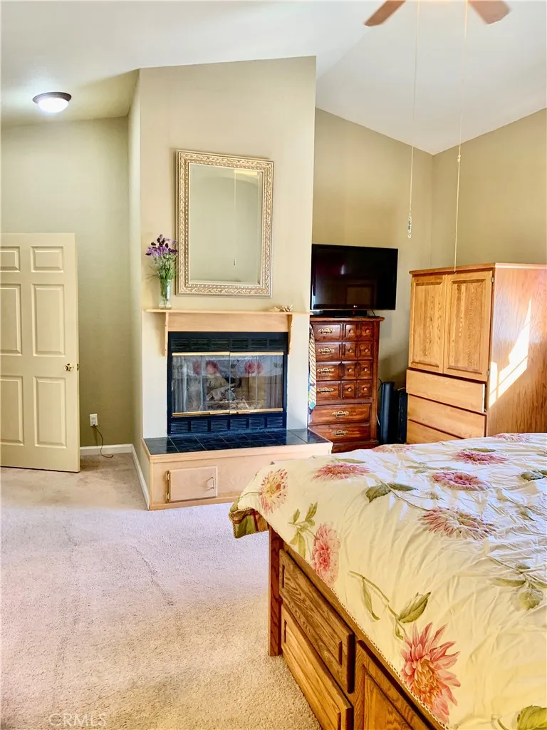 18076 Vista Point Ct Hidden Valley Lake, CA 95467