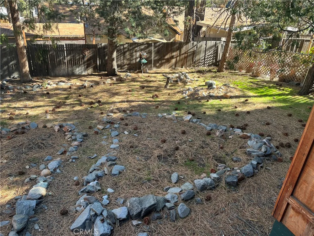 1366 Laura Wrightwood, CA 92397