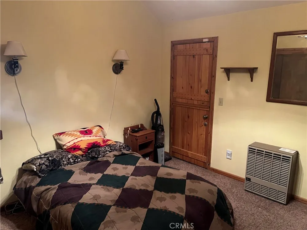 1366 Laura Wrightwood, CA 92397