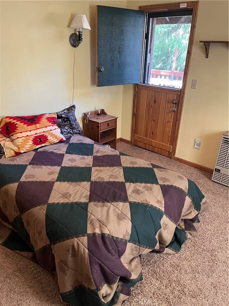 1366 Laura Wrightwood, CA 92397