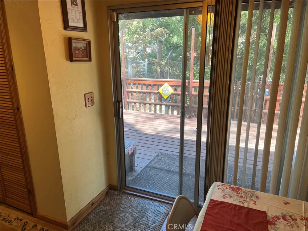 1366 Laura Wrightwood, CA 92397
