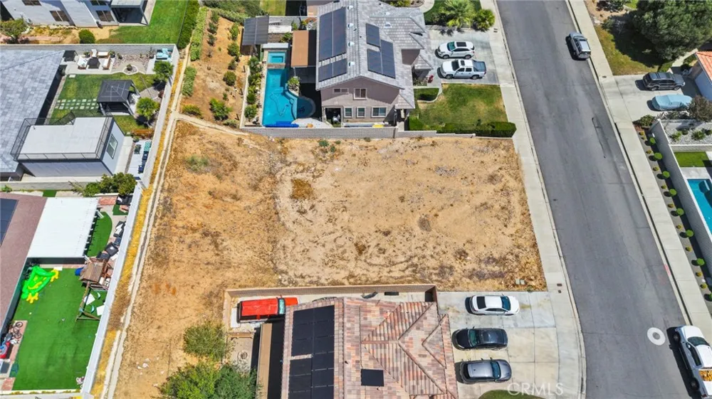 13040 Candleberry Victorville, CA 92395