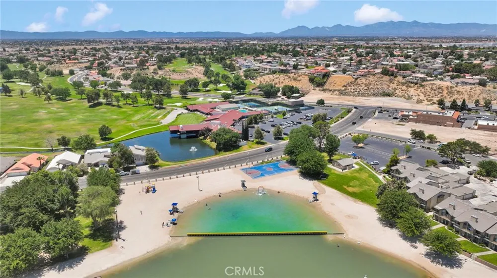 13040 Candleberry Victorville, CA 92395
