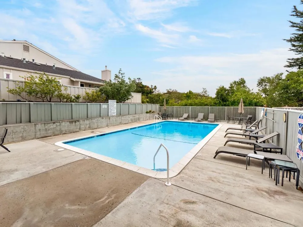 1610 Dolphin Drive Aptos, CA 95003