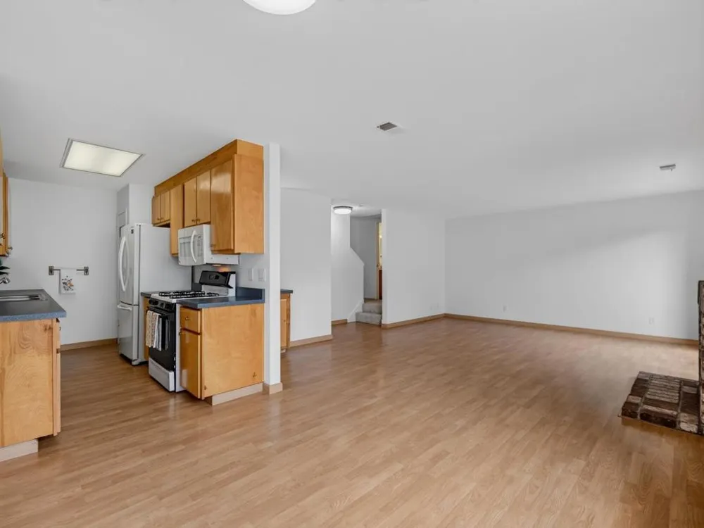 1610 Dolphin Drive Aptos, CA 95003