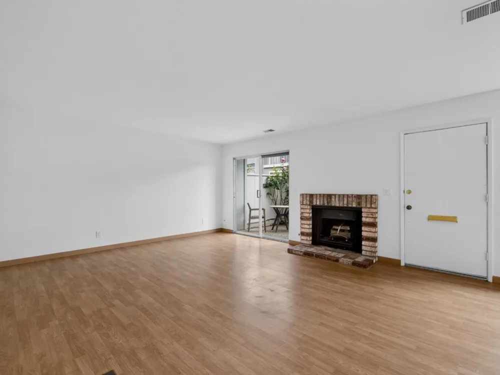 1610 Dolphin Drive Aptos, CA 95003