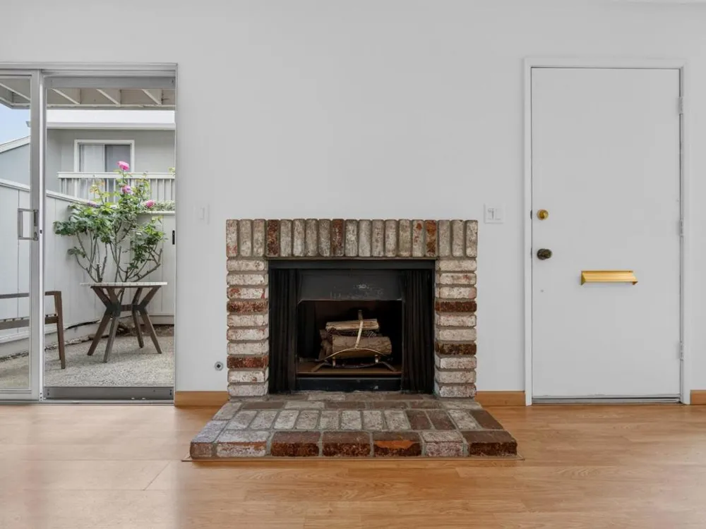 1610 Dolphin Drive Aptos, CA 95003