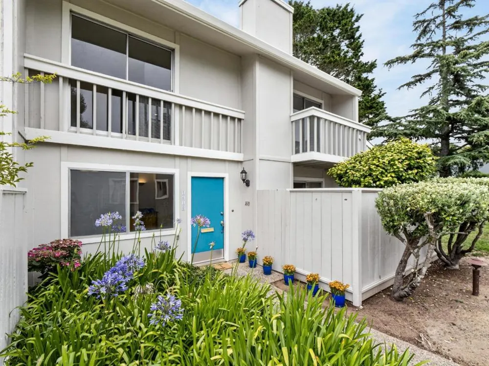 1610 Dolphin Drive Aptos, CA 95003