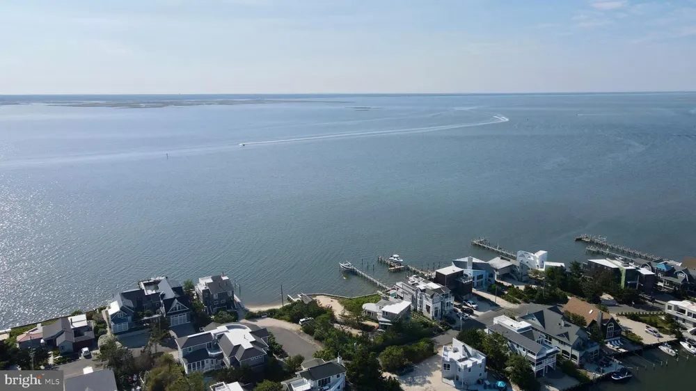 8202 BAY TERRACE Harvey Cedars, NJ 08008