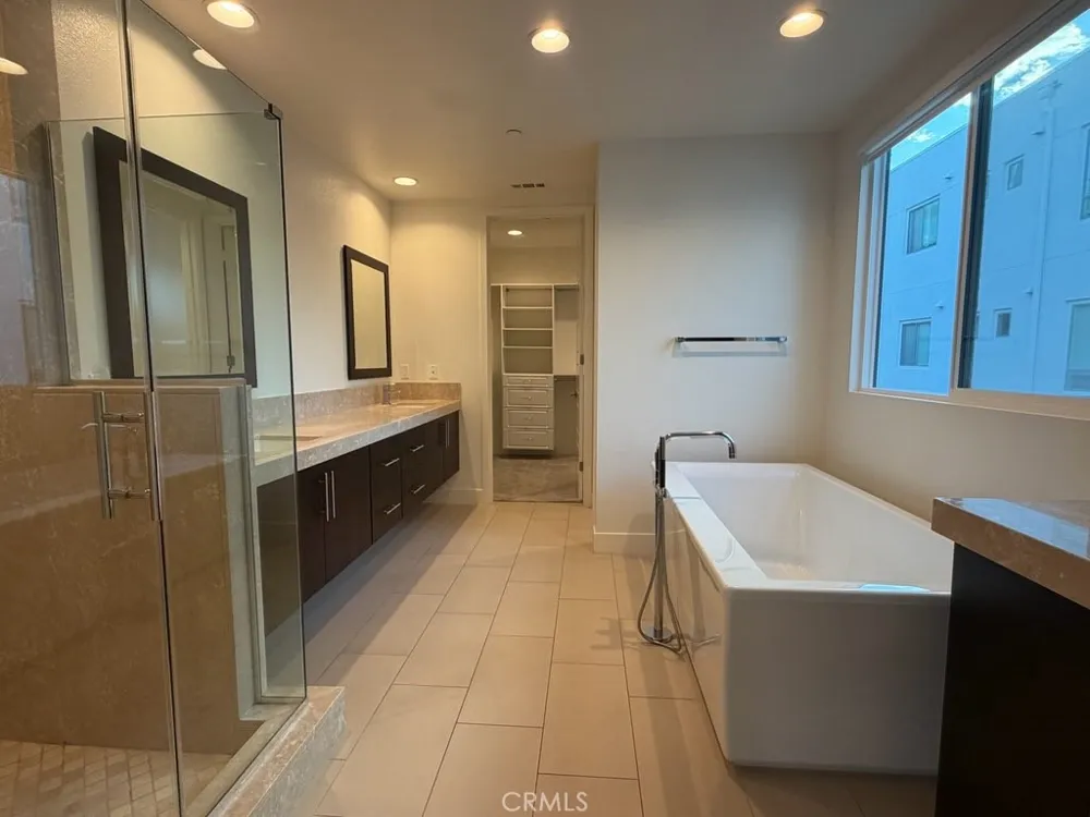 12460 Osprey Lane #2 Playa Vista, CA 90094