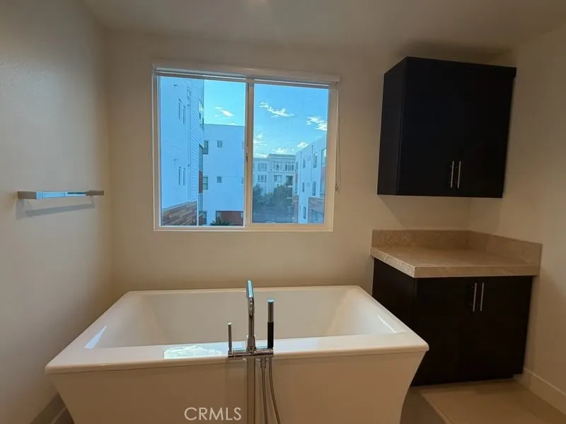 12460 Osprey Lane #2 Playa Vista, CA 90094