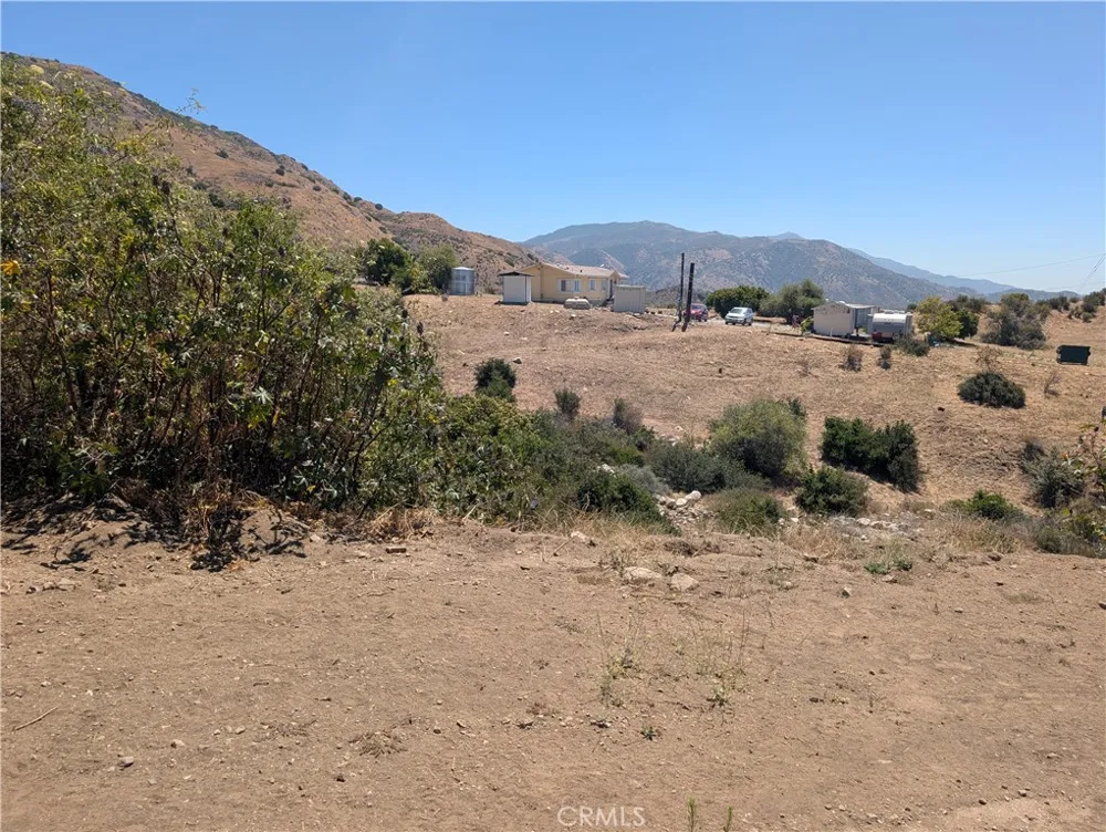 11015 MESA ALTA Sylmar, CA 91342