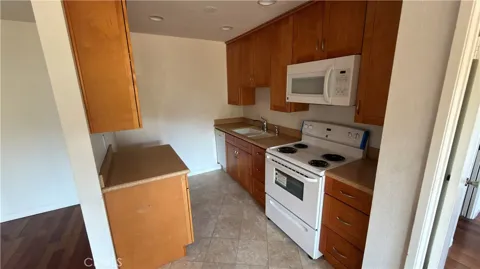 5840 Benner #102