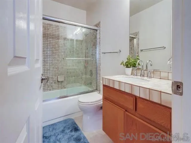 8585 Via Mallorca #231 La Jolla, CA 92037