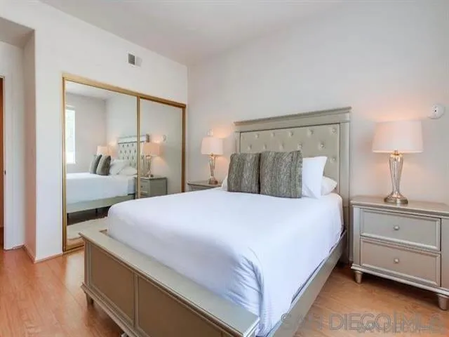8585 Via Mallorca #231 La Jolla, CA 92037