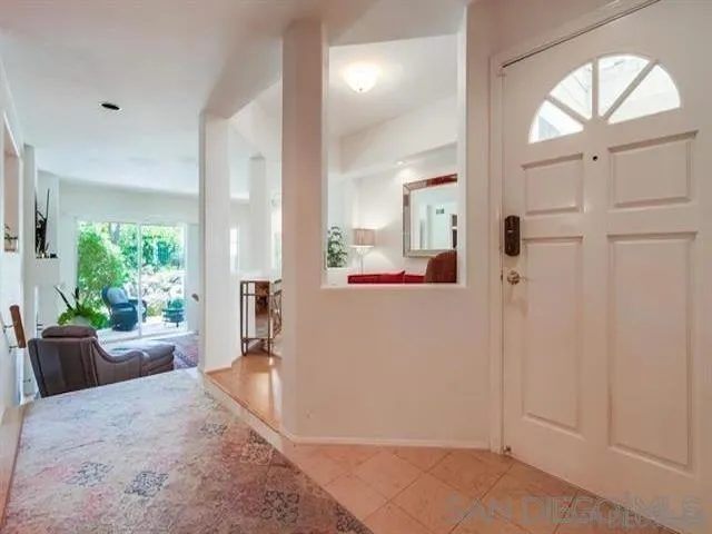 8585 Via Mallorca #231 La Jolla, CA 92037