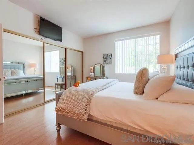 8585 Via Mallorca #231 La Jolla, CA 92037